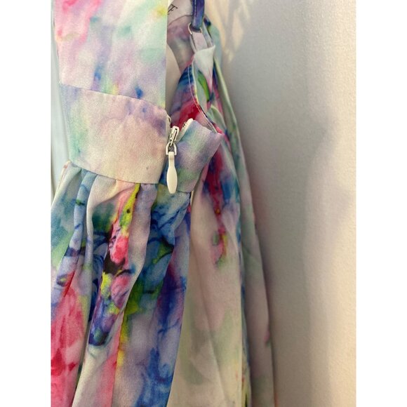 LAtiste By Amy Watercolor Maxi Dress With Strappy Back Design & Side Slit Size S - Picture 7 of 9